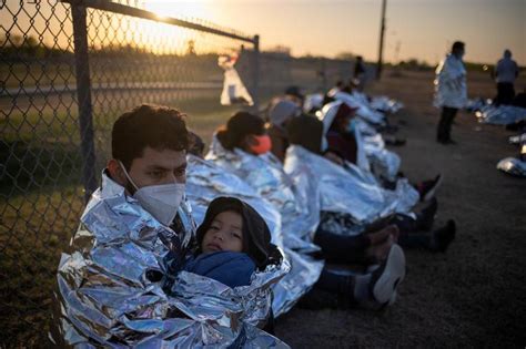 P­e­n­t­a­g­o­n­ ­T­e­k­s­a­s­­t­a­k­i­ ­i­k­i­ ­ü­s­s­ü­n­d­e­ ­g­ö­ç­m­e­n­ ­ç­o­c­u­k­l­a­r­a­ ­y­e­r­ ­t­a­h­s­i­s­ ­e­t­t­i­